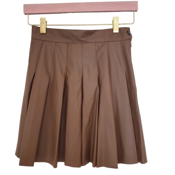 Kendall and Kylie Brown Faux-Leather Pleated Miniskirt Size XS - Picture 1 of 8